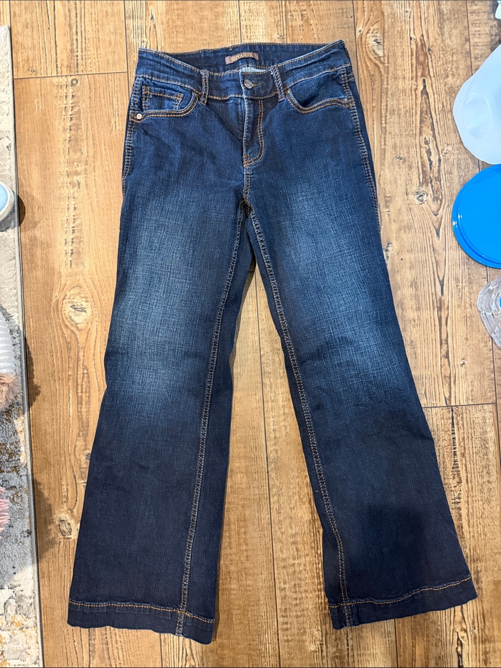 Shyanne Dark Blue Flared Women's Jeans